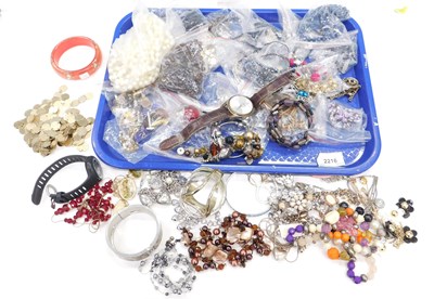 Lot 2216 - A large quantity of costume jewellery.
