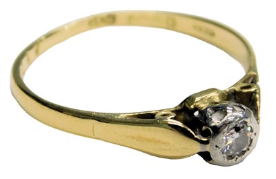 Lot 98 - An 18ct gold platinum and diamond solitaire...