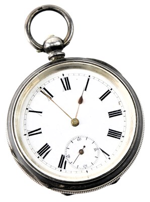 Lot 588 - A Victorian gentlemans silver cased pocket...