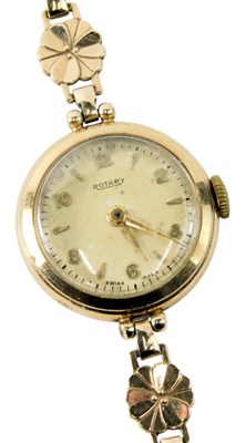 Lot 625 - A Rotary 9ct gold cased ladies wristwatch, the...