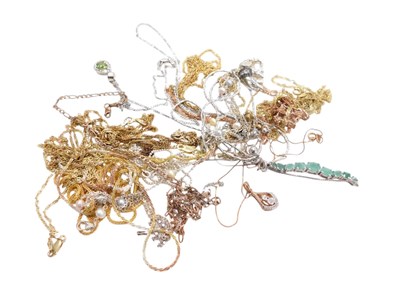 Lot 750 - Silver and gilt metal neck chains, with some...