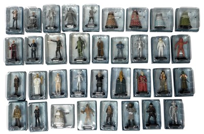 Lot 294 - Eaglemoss Doctor Who figurine collection 1:121...