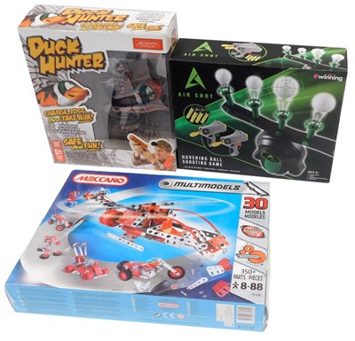 Lot 310 - A Meccano Multi Models 7350 set, a Paladone...