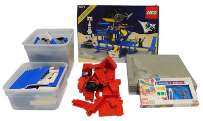 Lot 366 - Lego, including Lego bases, various Lego...