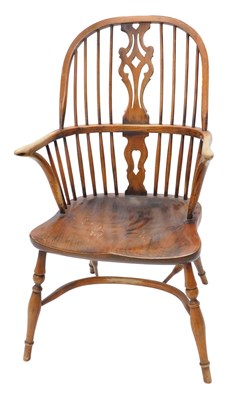 Lot 1040 - A reproduction ash and elm Windsor...
