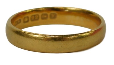 Lot 45 - A 22ct gold wedding band, size K/L, 3.6g.