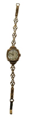 Lot 78 - A lady's 9ct gold wristwatch, the circular...