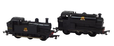 Lot 372 - Tri-ang tank locomotives, comprising a 0-6-0...