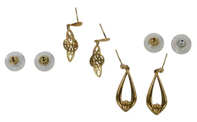 Lot 213 - Two pairs of 9ct gold drop earrings, 4.8g.
