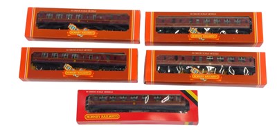 Lot 453 - Hornby Railways OO gauge rolling...