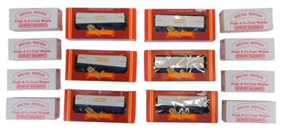 Lot 474 - Hornby Railways OO gauge rolling...