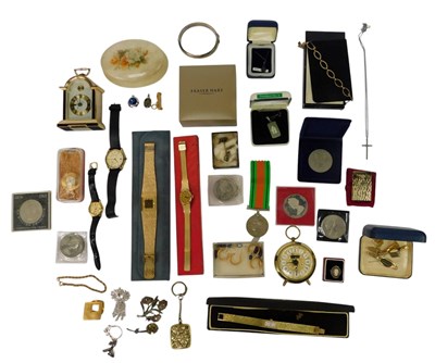 Lot 253 - A group of costume jewellery, to include an...