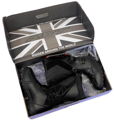 Lot 42 - A pair of RST waterproof motorcycle...