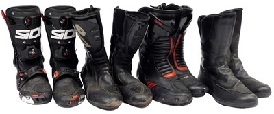 Lot 65O - Four pairs of motorcycle boots, to include...