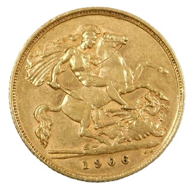 Lot 101 - An Edward VII gold half sovereign 1906, 4.0g.