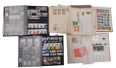 Lot 807 - Stamps.- GB first day covers.- 1980's.