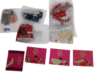 Lot 657 - 1960s Sindy clothing, including Frosty Nights...