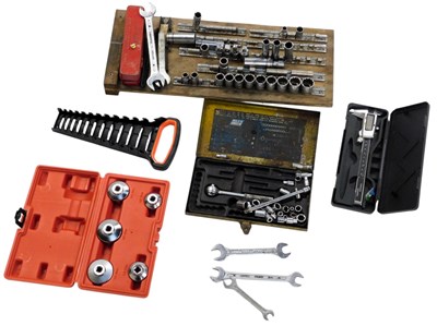 Lot 85D - Various Halfords sockets, imperial socket sets,...