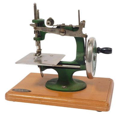 Lot 509 - A Grain Mk 1 child's sewing machine.