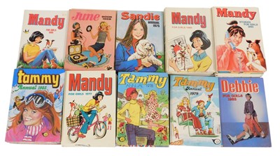 Lot 249 - Assorted girls annuals, comprising Mandy for...