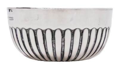 Lot 126 - An Edward VII silver sugar bowl, of semi...