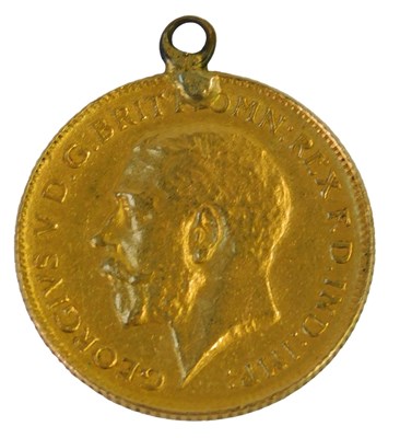 Lot 426 - A George V half gold sovereign, dated 1914,...