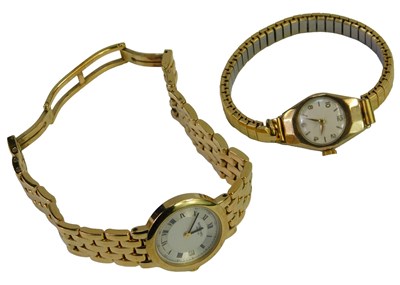 Lot 447 - A Raymond Weil 18ct gold plated lady's...