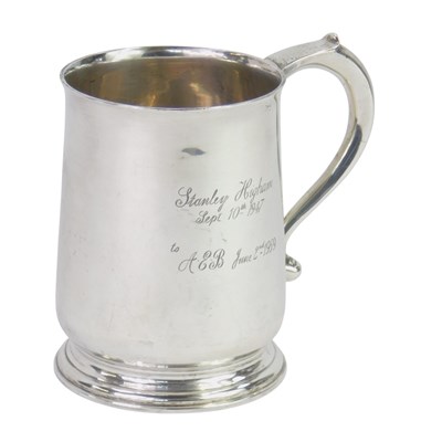 Lot 281 - A George VI silver tankard, of plain form,...