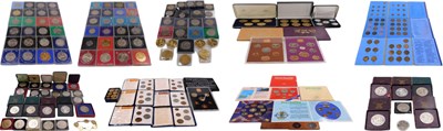 Lot 521 - Commemorative crowns and other coinage,...