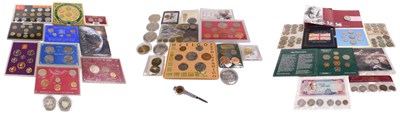 Lot 524 - Commemorative and other coins, including a...