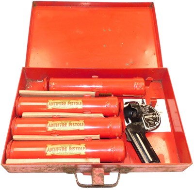Lot 536 - Four early 20thC Antifyre Pistole model 3...
