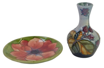 Lot 171 - A Moorcroft pottery Bramble pattern vase,...