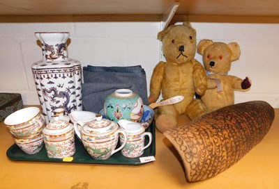Lot 2097 - Two 20thC blonde straw filled Teddy bears,...