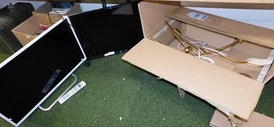 Lot 2139 - A JVC 31" television, in white, with lead and...