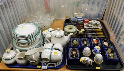 Lot 2155 - An Oxford pottery part tea and dinner service,...