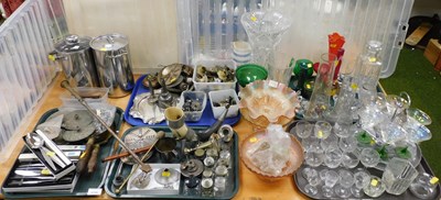 Lot 2156 - Glassware, to include carnival glass dishes,...