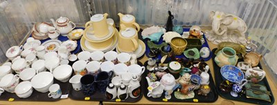 Lot 2181 - Part tea and dinner wares, various animal...