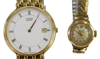 Lot 484 - An Accurist lady's wristwatch, the circular...