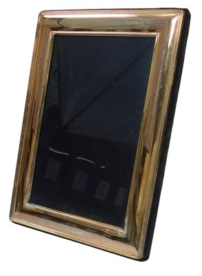 Lot 286 - An Elizabeth II silver photograph frame, of...