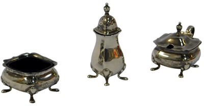 Lot 290 - A George V silver three-piece cruet,...