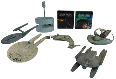 Lot 597 - Star Trek ships, including the USS...