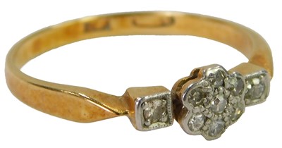 Lot 615 - A diamond ring, millegrain set, with small old...