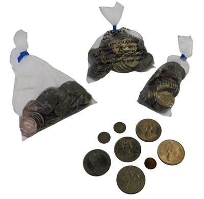 Lot 663 - George VI and later pre decimal coinage, to...
