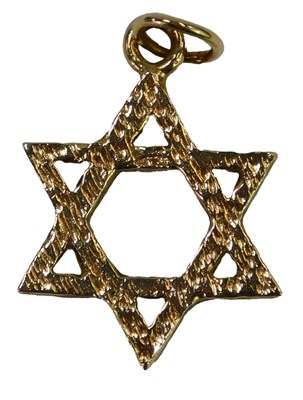 Lot 471A - A 9ct gold Star of David pendant, 2.1g.