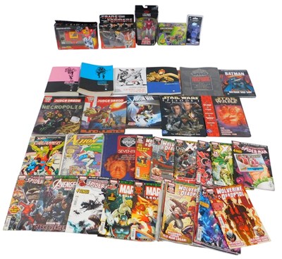 Lot 760 - A group of Marvel and other items, including...