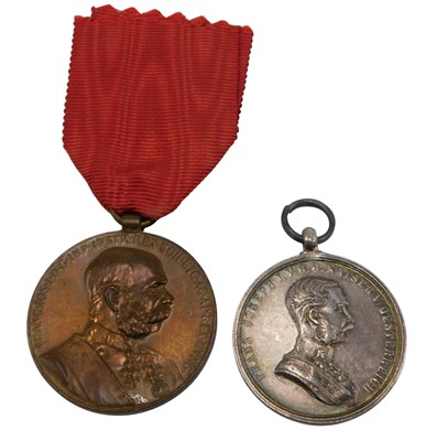 Lot 291 - An Austro-Hungary Medal for Bravery or...