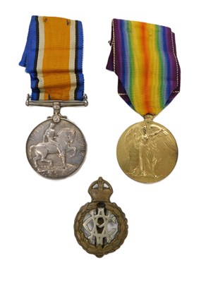 Lot 300 - A pair of First World War medals, consisting...