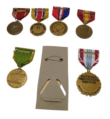 Lot 326 - A group of American medals, including The...