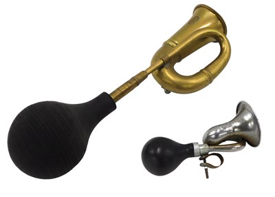 Lot 224 - A reproduction brass car horn, stamped Deluxe,...