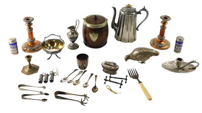 Lot 149 - A collection of metalware, to include Old...